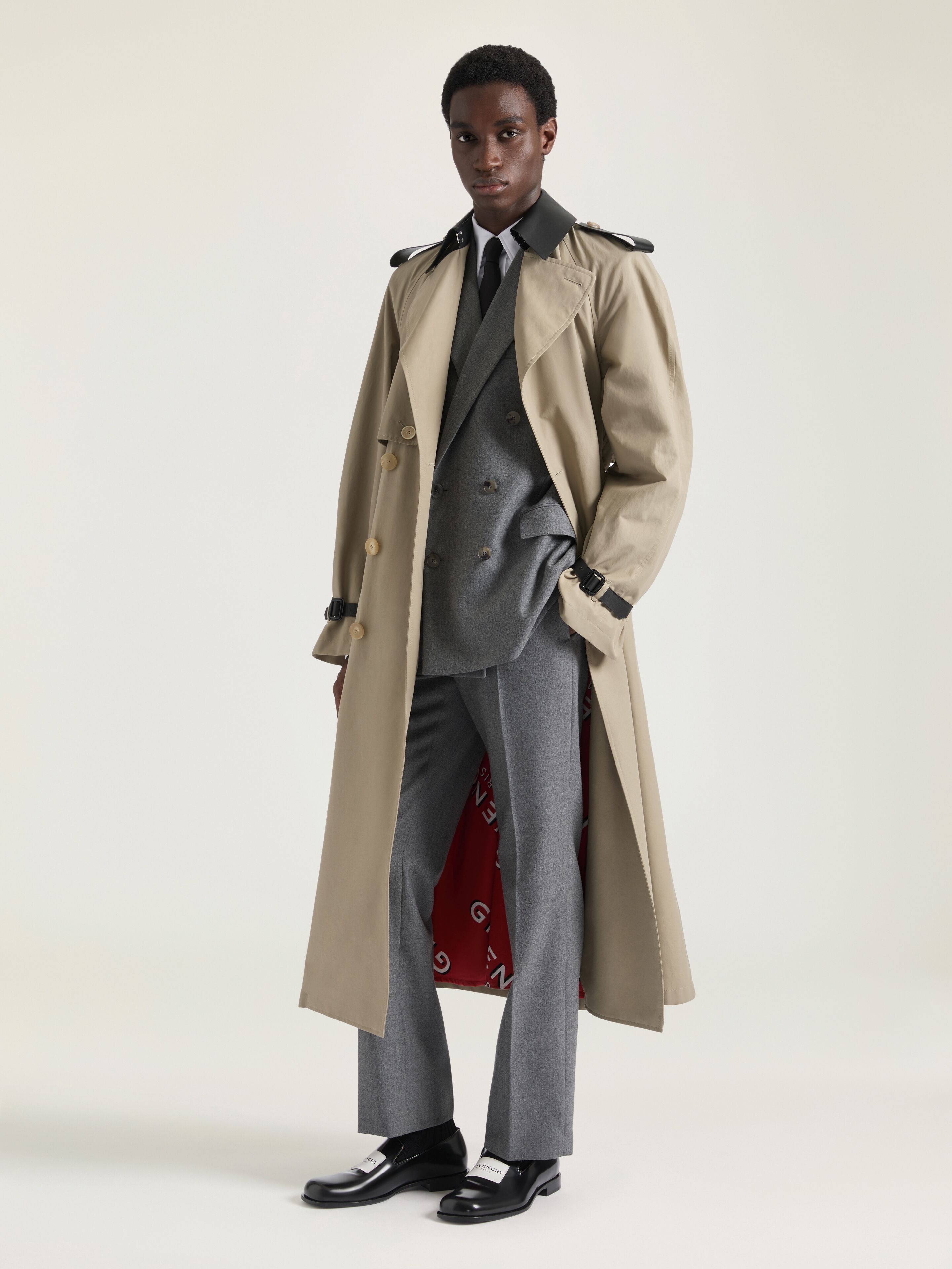 Trench in cotton with leather details